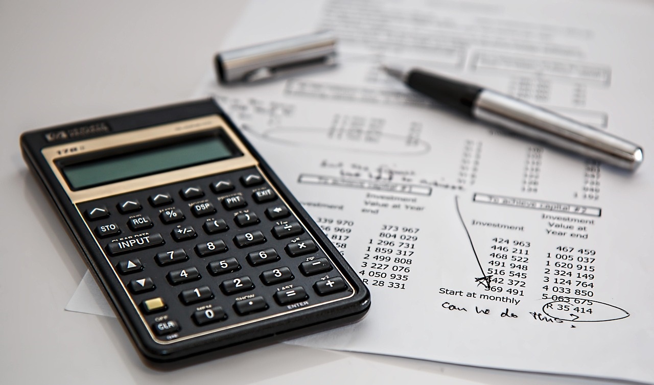 bedrijf zakelijk ondernemer onderneming particulier administratie belastingaangifte advies Lochem Achterhoek administratiekantoor boekhouder boekhouding administratief Zutphen Doetinchem Hengelo Ruurlo Vorden Goor Markelo Borculo Neede Deventer Bathmen Eefde Epse Gorssel Groenlo Harfsen Almen Barchem Wichmond Brummen Laren Diepenheim Holten Rijssen Haaksbergen Eibergen Enter Keijenborg Velswijk Zelhem Halle Financiën Financieel adviseren betaalbaar goedkoop jaarrekening inkomstenbelasting zelfstandigenaftrek aangifte vennootschapsbelasting eenmanszaak zzp'er btw omzetbelasting box 3 winst erfbelasting schenkbelasting berekenen berekening factuur accountant offerte betrouwbaar betrouwbare